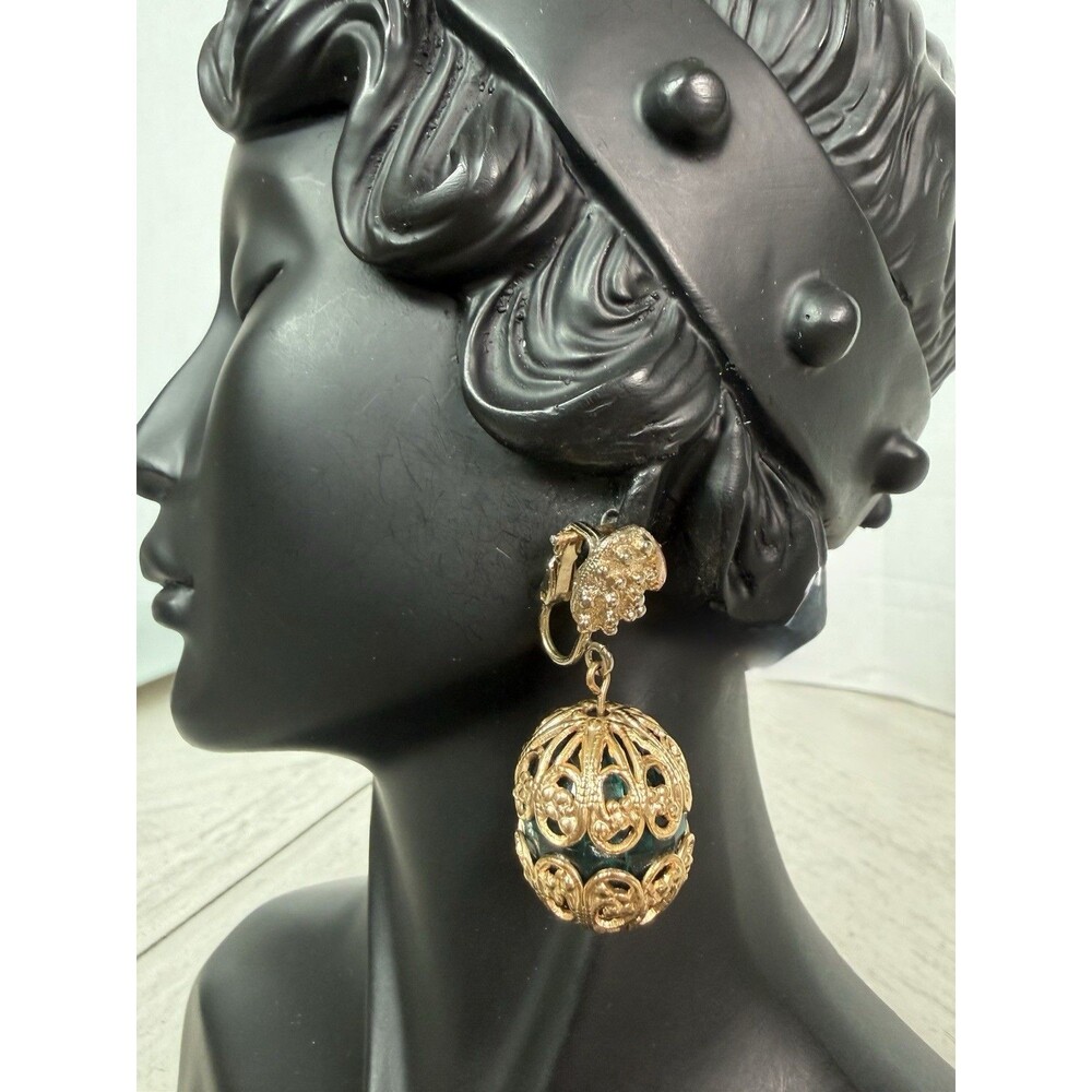 Vintage ART Arthur Pepper Filigree Castlecliff Gold Green Teal Clip-on Earrings